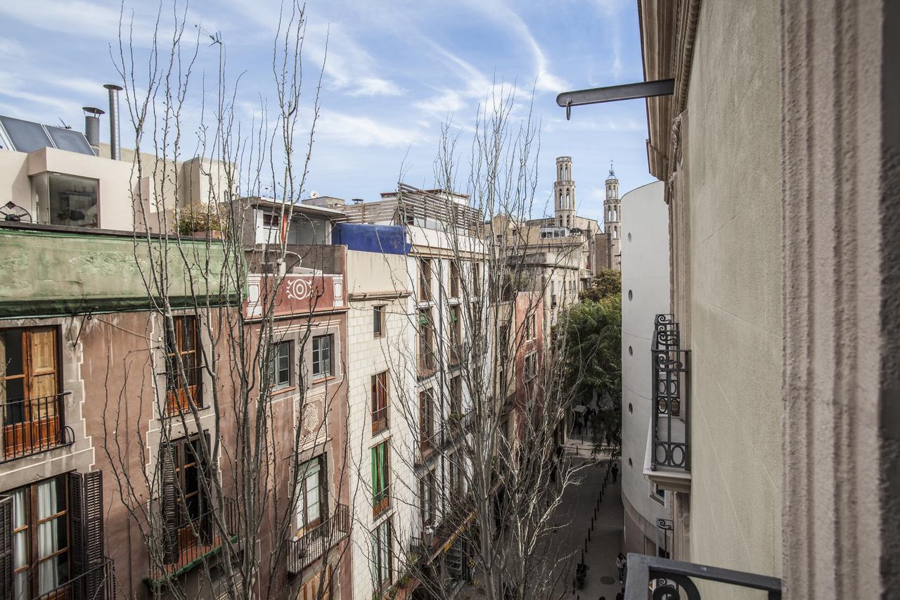 Bcngotic43 Apartment Barcelona Bagian luar foto