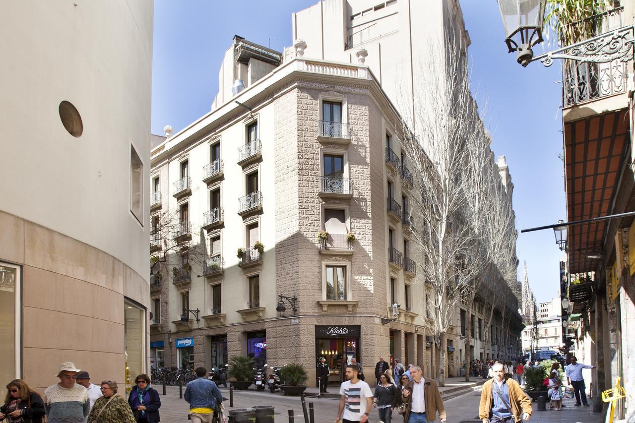 Bcngotic43 Apartment Barcelona Bagian luar foto